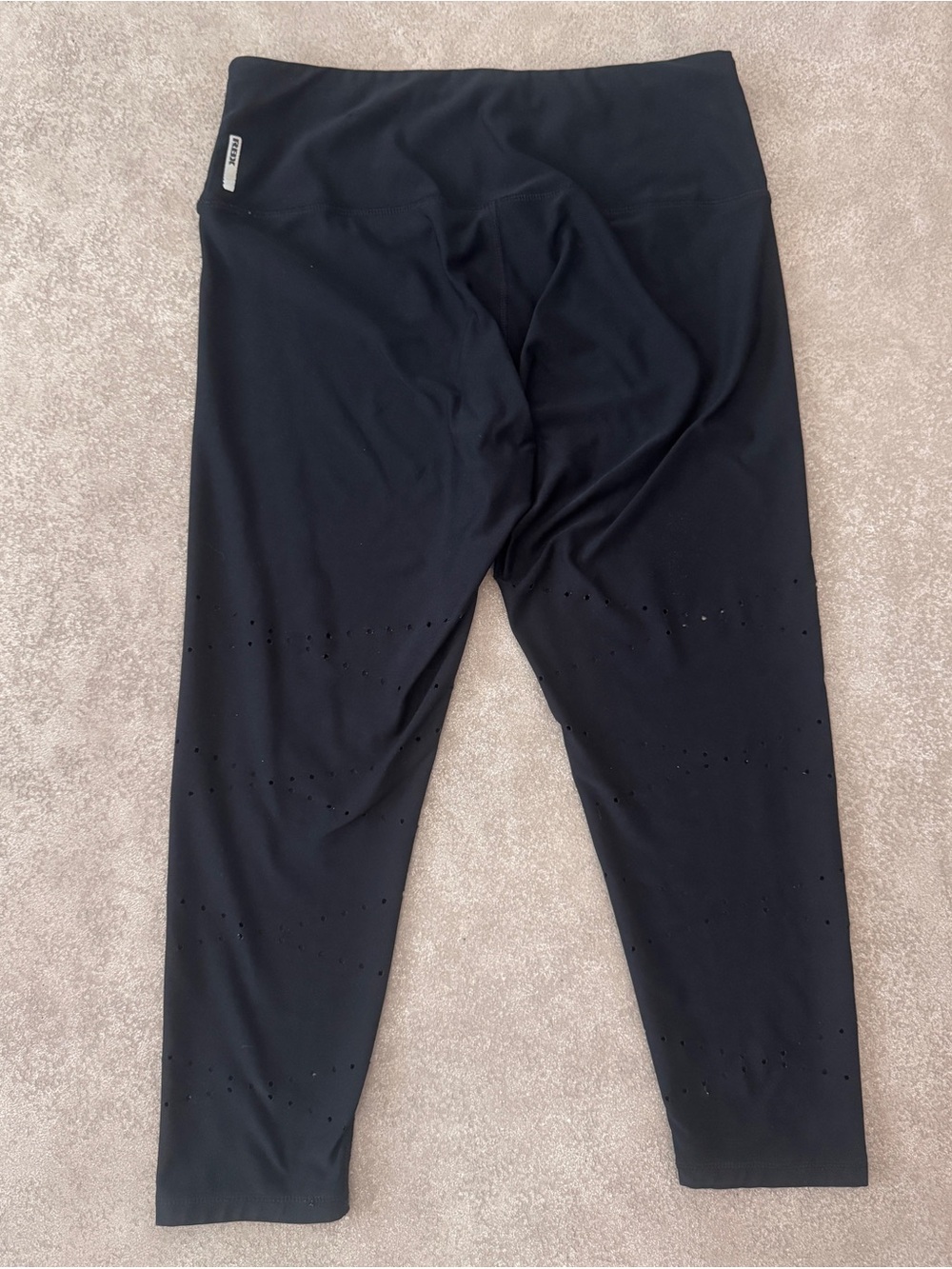 RBX High Rise Laser Cut Geometric Capri Leggings Black Large - Picture 2 of 11